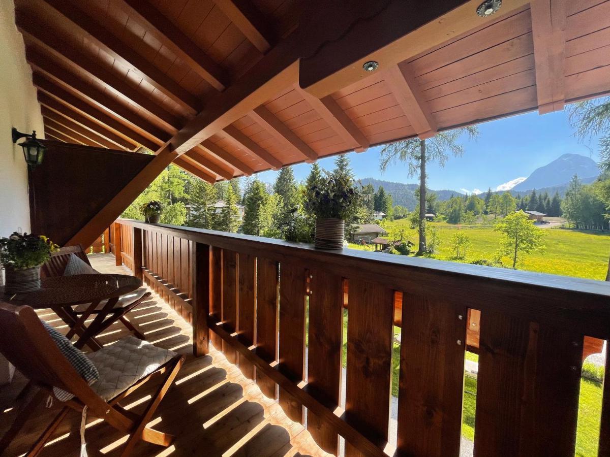 Landhaus Charlotte Am Geigenbuehel -Apartments Seefeld in Tirol Eksteriør bilde