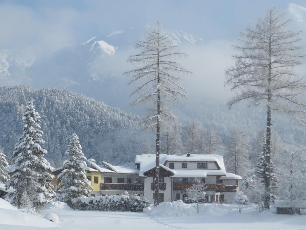 Landhaus Charlotte Am Geigenbuehel -Apartments Seefeld in Tirol Eksteriør bilde