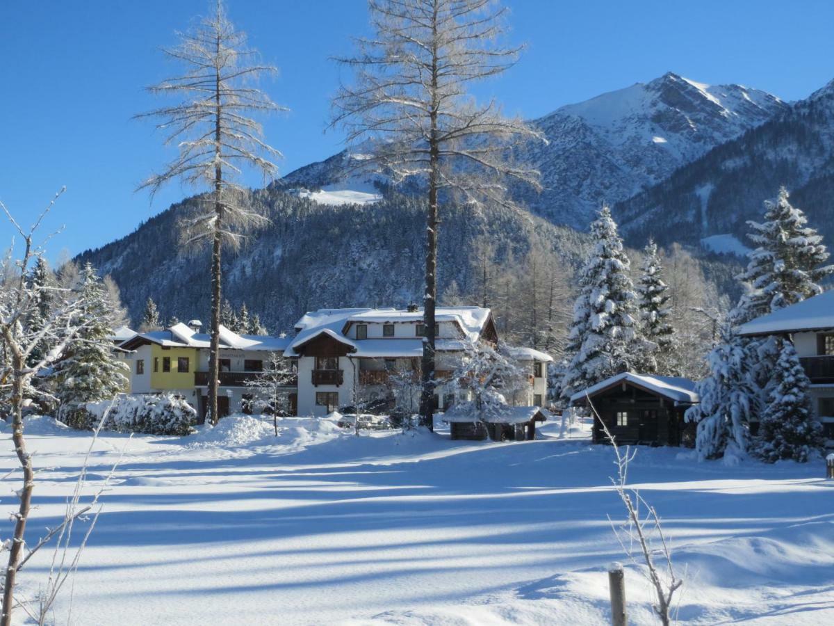 Landhaus Charlotte Am Geigenbuehel -Apartments Seefeld in Tirol Eksteriør bilde